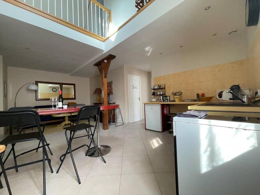 Logis Saint-Martin By Melrose Apartment Екстериор снимка